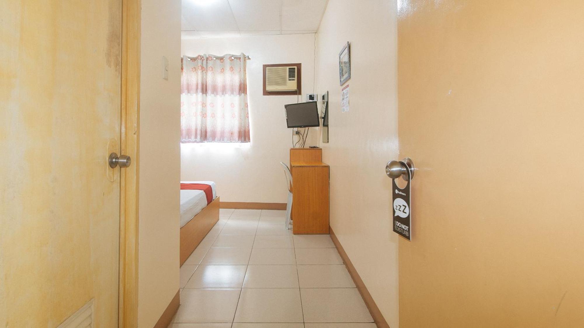 Reddoorz @ Asiana Pension Inn Mandawe Exterior foto