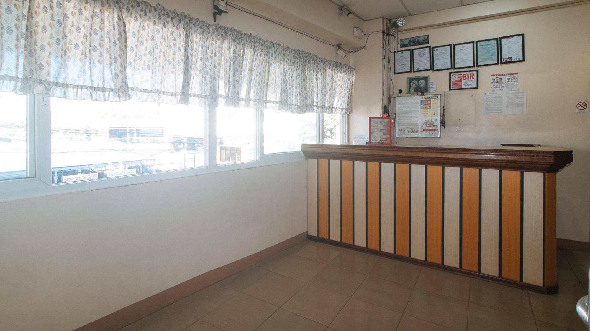 Reddoorz @ Asiana Pension Inn Mandawe Exterior foto